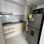 Hermoso apto psio 22 con 3 habitaciones y piscina