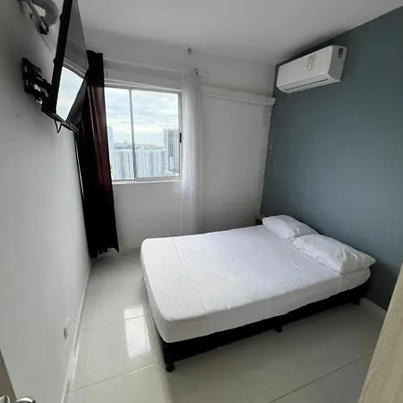 Hermoso Apto Psio 22 Con 3 Y Piscina Apartamento *
